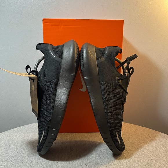 Nike Free Run Flyknit Next Nature Triple Black Men's Shoe Size 12 FB1276-001 - Picture 7 of 11